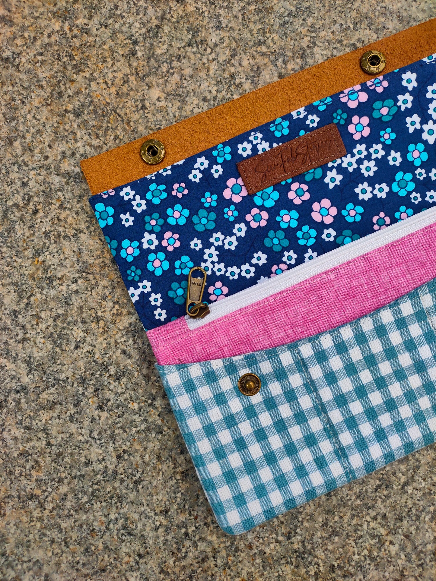 Minimalist Wallet - Azure Bloom