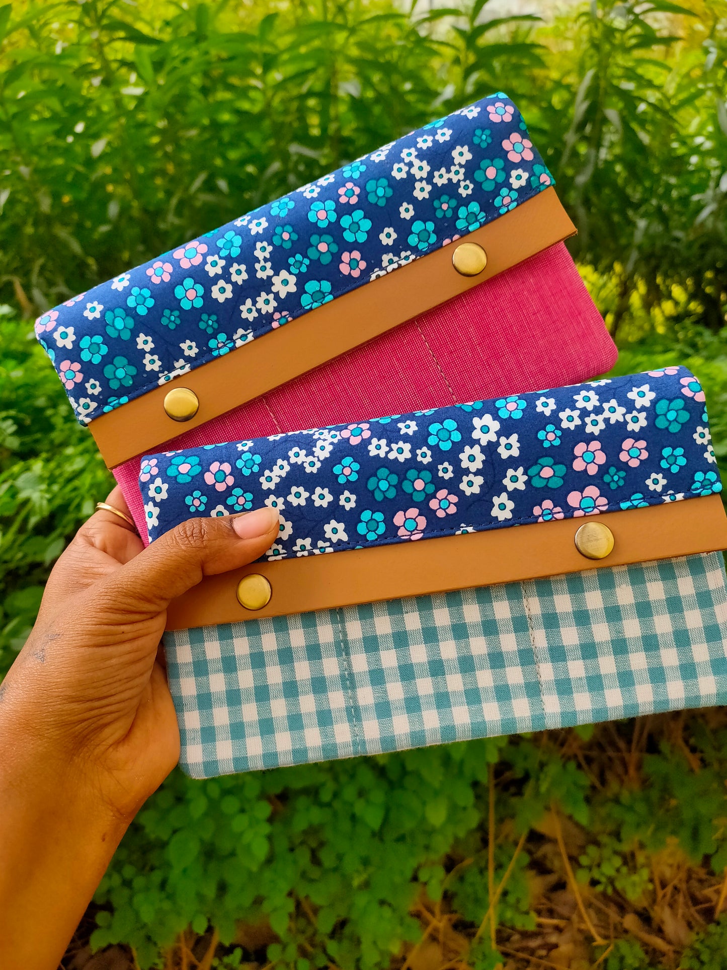 Minimalist Wallet - Azure Bloom