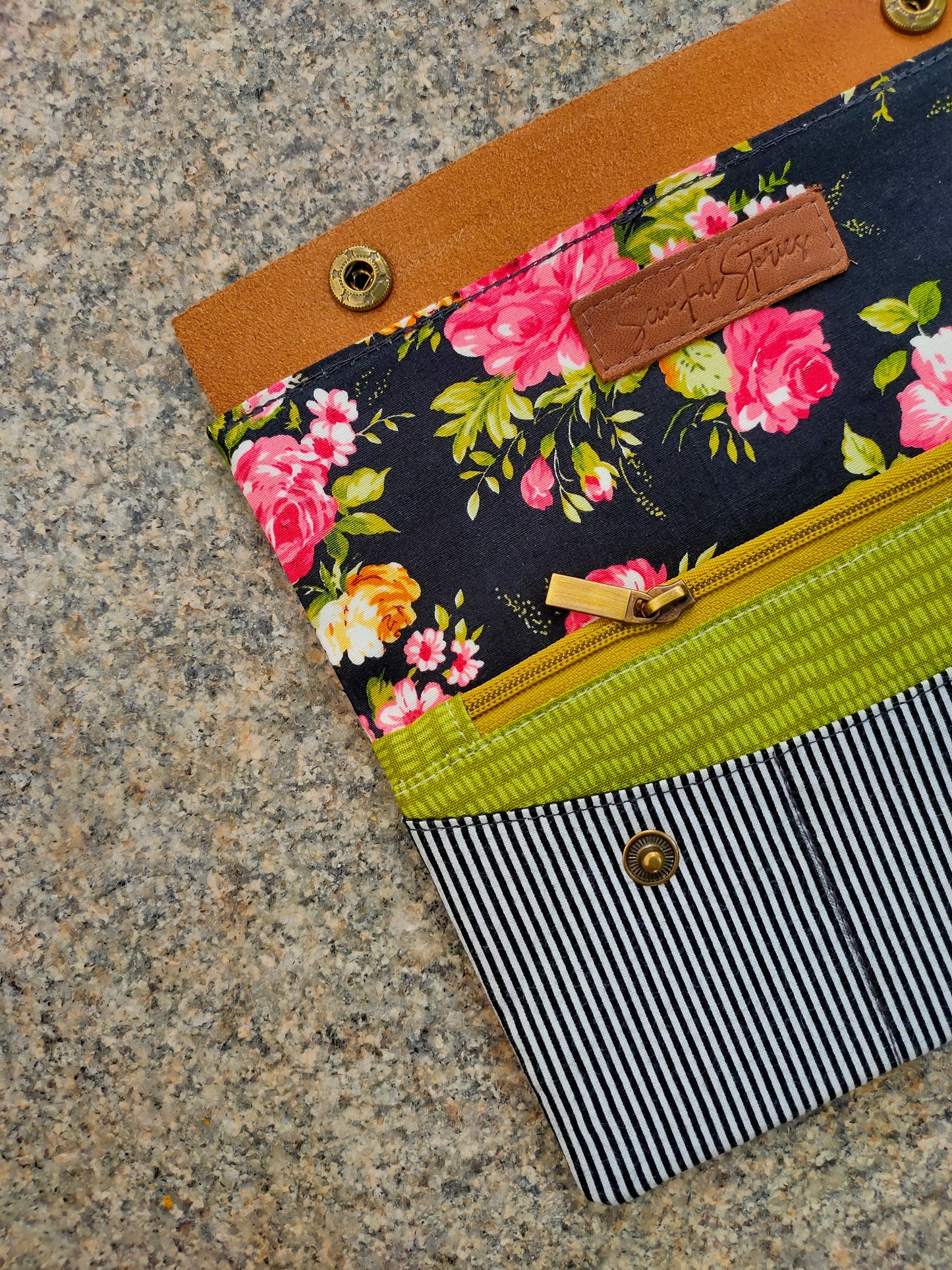 Minimalist Wallet - Midnight Floral