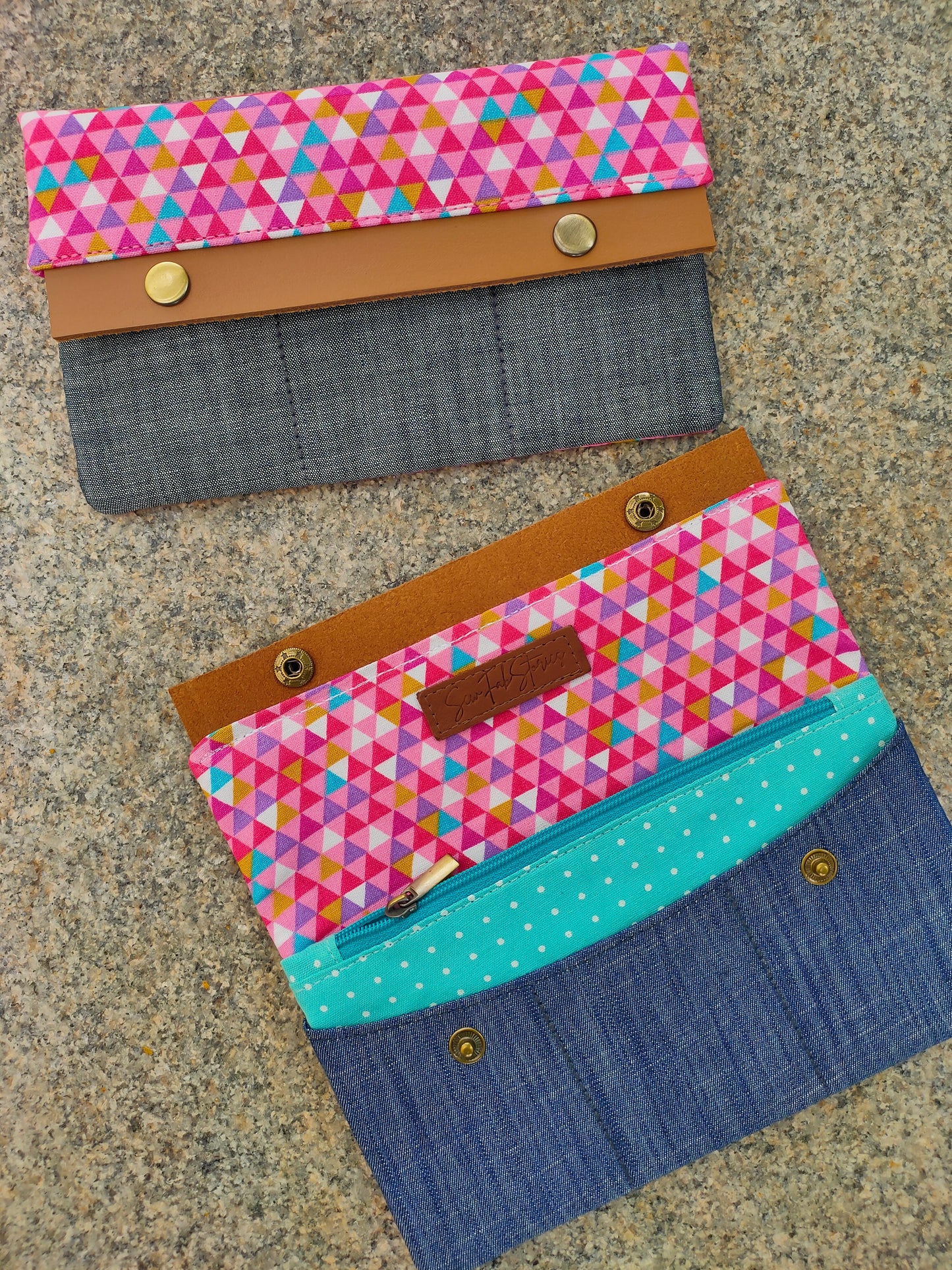Minimalist Wallet - Abstract Pink Triangles