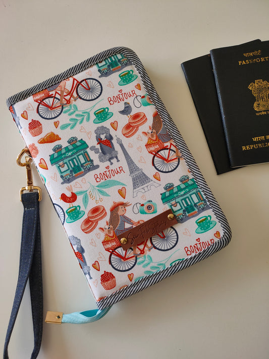 Family Passport Holder - Bonjour