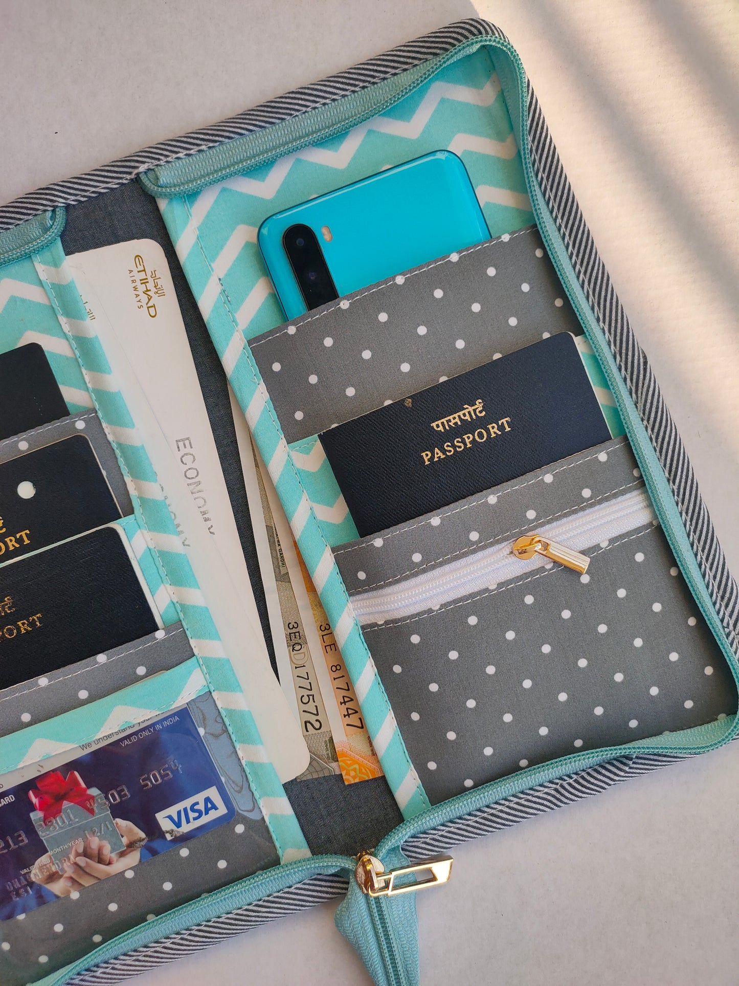 Family Passport Holder - Bonjour