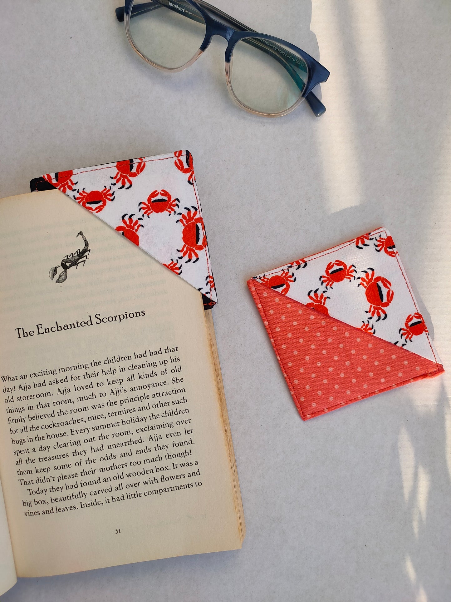 Corner Bookmark - Cute Crabs