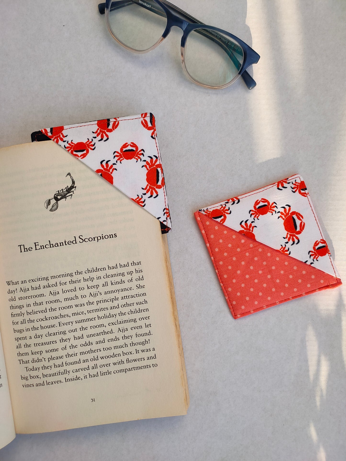 Corner Bookmark - Cute Crabs