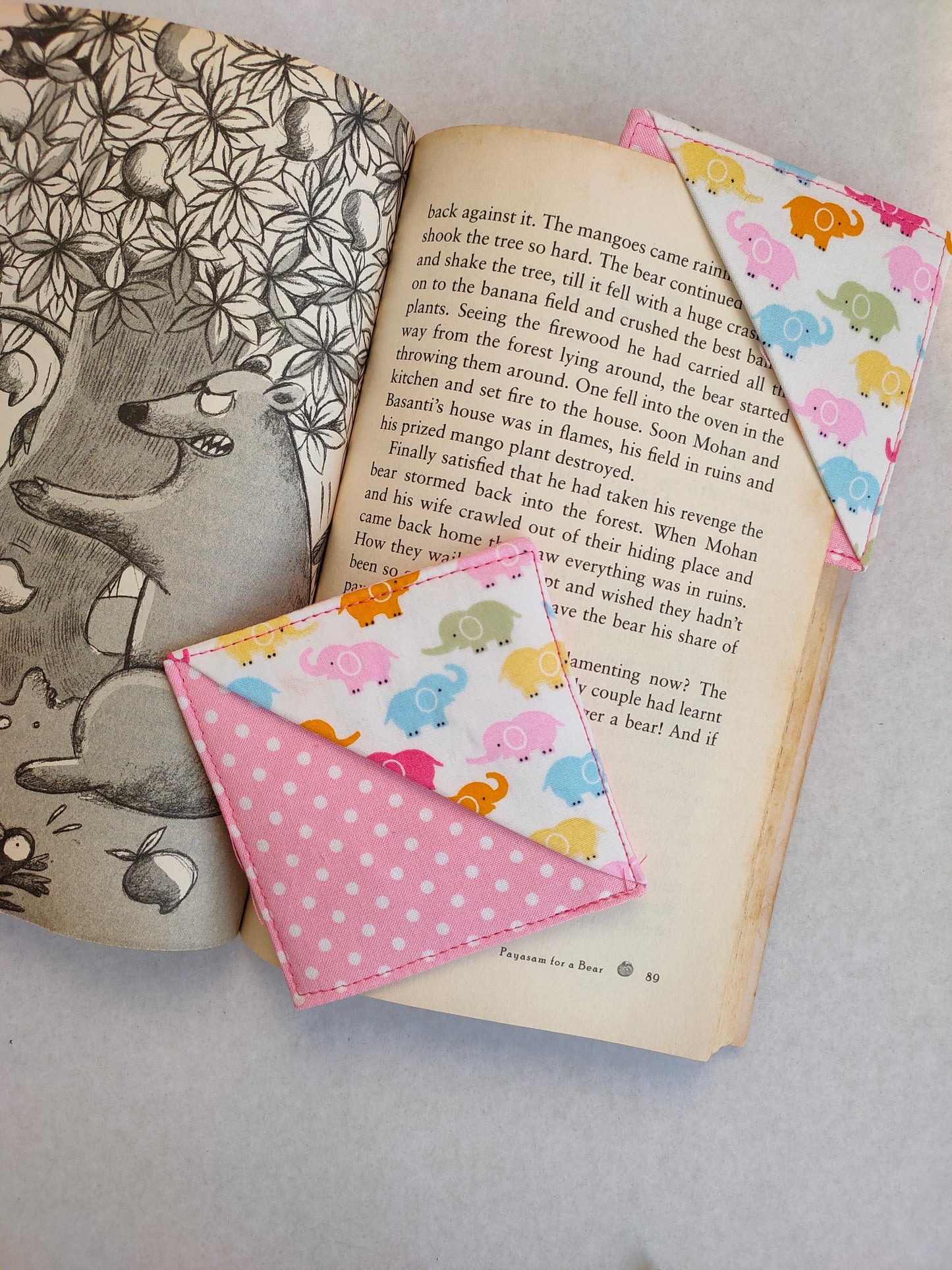 Corner Bookmark - Ellies