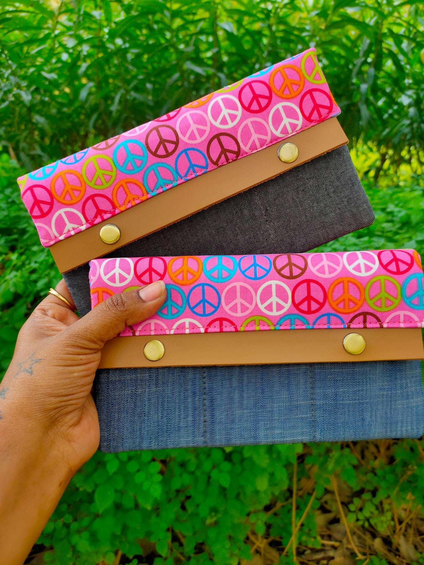 Minimalist Wallet - Pink Peace